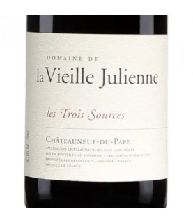 Domaine de la Vieille Julienne - Les Trois Sources, CDP, 2010, 750ml